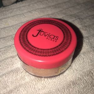 Juvias Highlighter